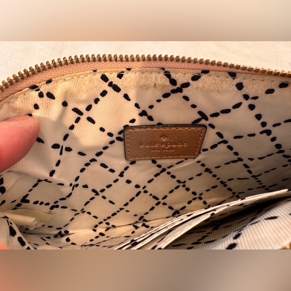 Kate Spade Rose Gold Wristlet EUC - Picture 3 of 3